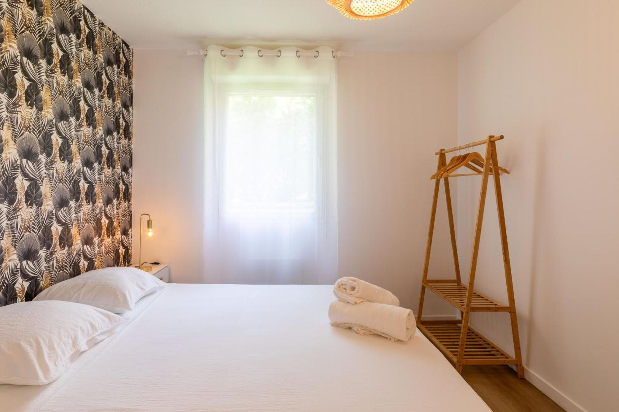 Zenitude-T3-Terrasse-Parking Apartment Agen Bagian luar foto