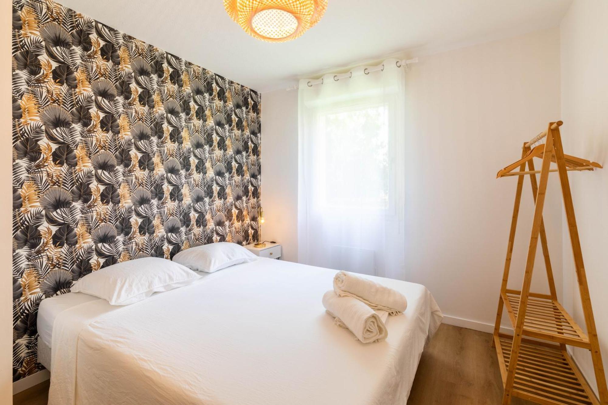 Zenitude-T3-Terrasse-Parking Apartment Agen Bagian luar foto