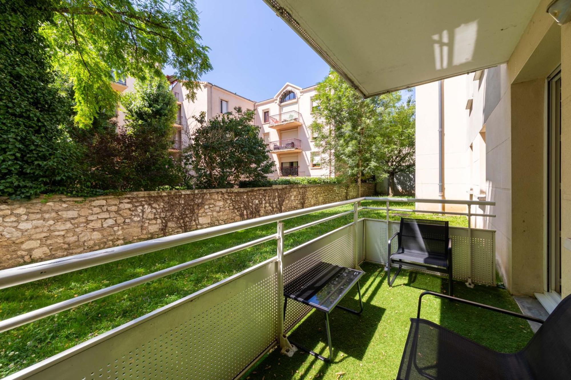 Zenitude-T3-Terrasse-Parking Apartment Agen Bagian luar foto