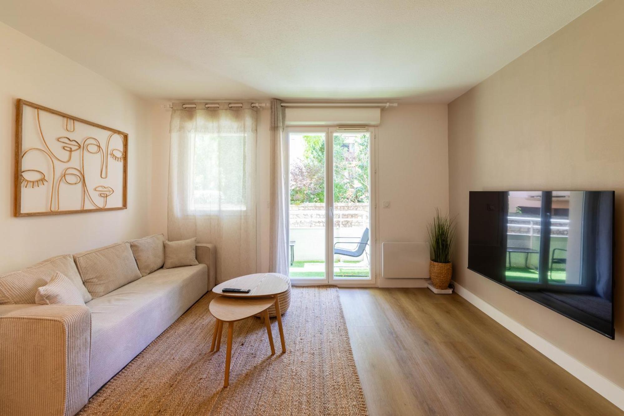 Zenitude-T3-Terrasse-Parking Apartment Agen Bagian luar foto