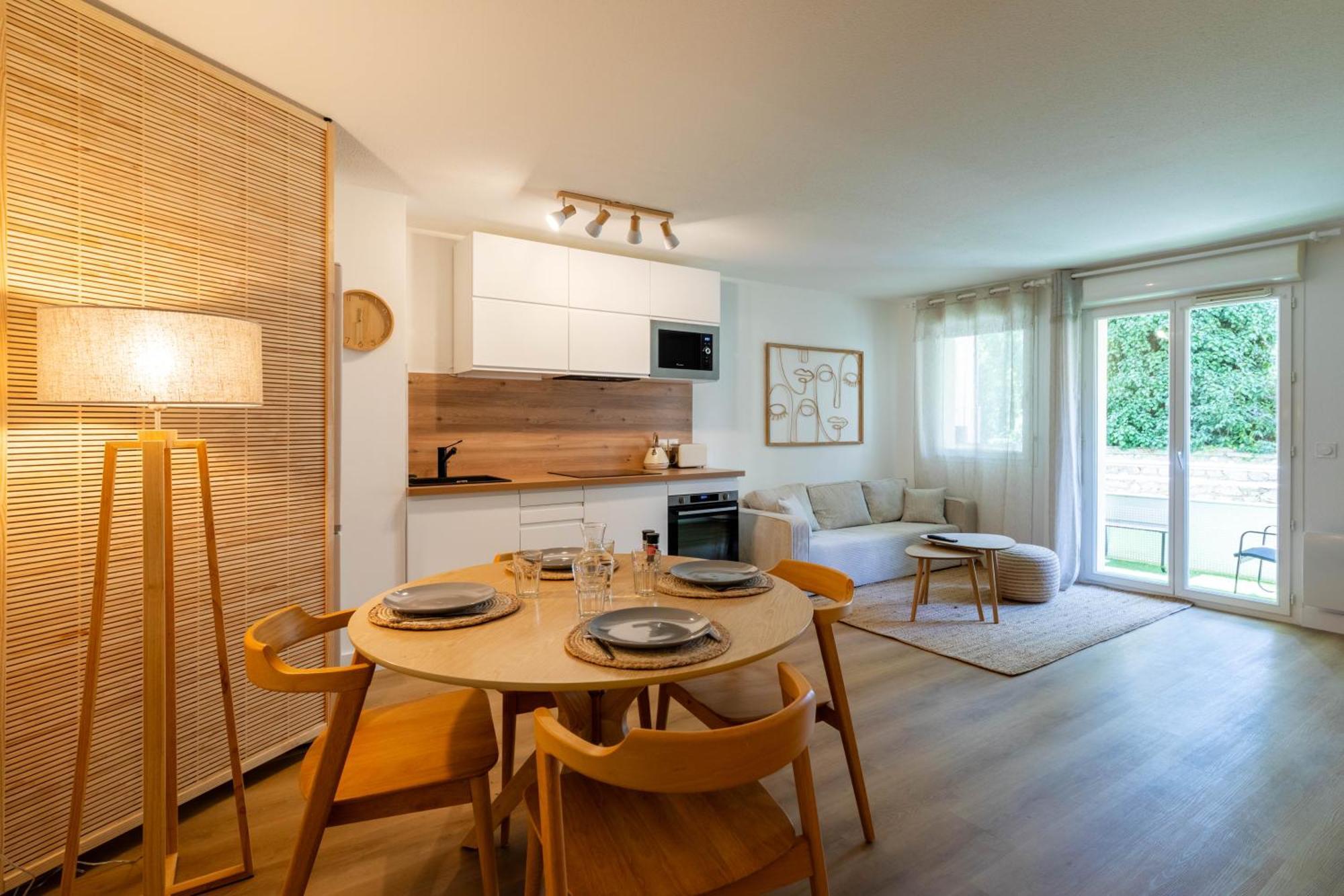 Zenitude-T3-Terrasse-Parking Apartment Agen Bagian luar foto